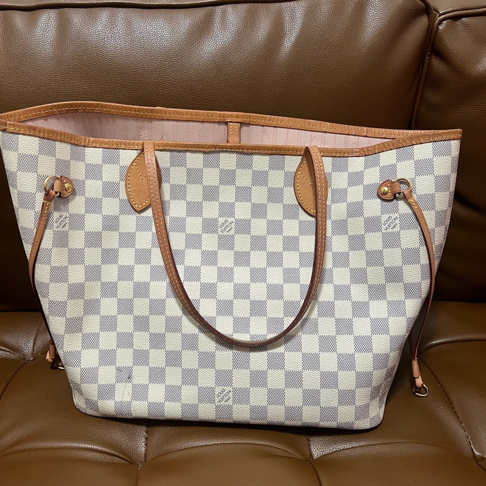 LV